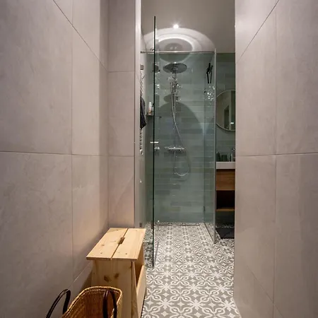 De Kleine Eenhoorn In The Heart Of Historic Apartamento Hoorn (North Holland)